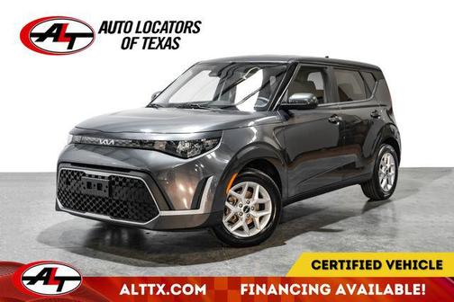 Gray 2023 Kia Soul LX