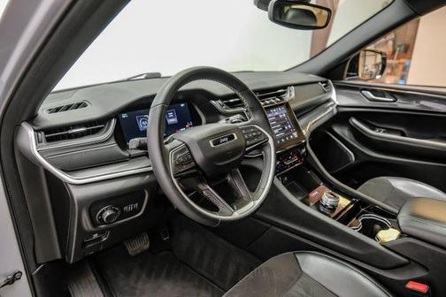 2021 Jeep Grand Cherokee L Altitude