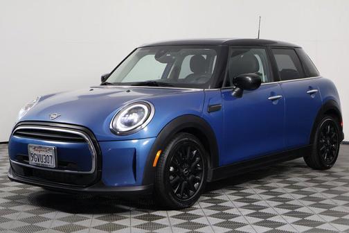 2024 MINI Hardtop Cooper
