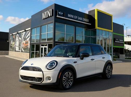 2026 MINI Hardtop Cooper