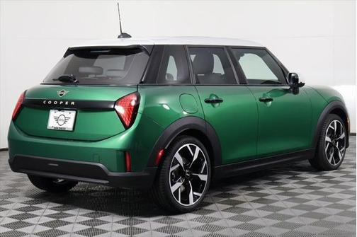 2026 MINI Hardtop Cooper
