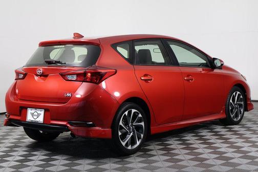 2016 Scion iM Base