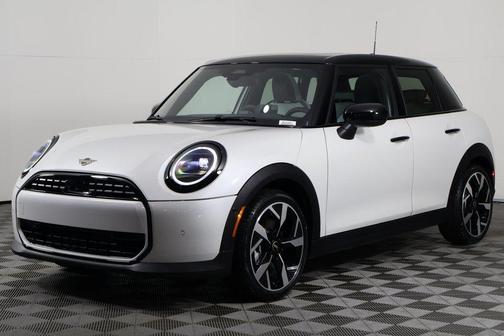 2026 MINI Hardtop Oxford Edition