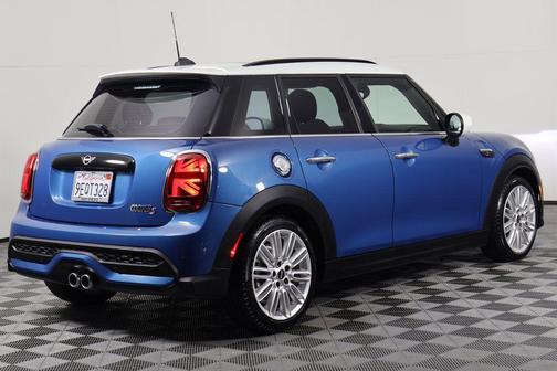 2023 MINI Hardtop Cooper S