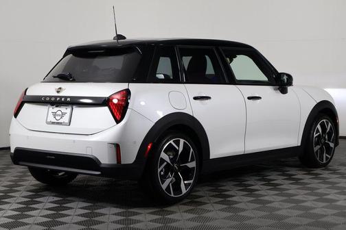 2026 MINI Hardtop Cooper