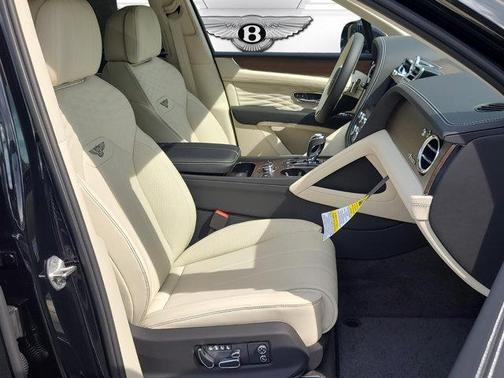 2024 Bentley Bentayga Azure