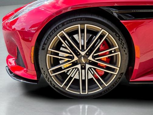 2024 Aston Martin DB12 Coupe