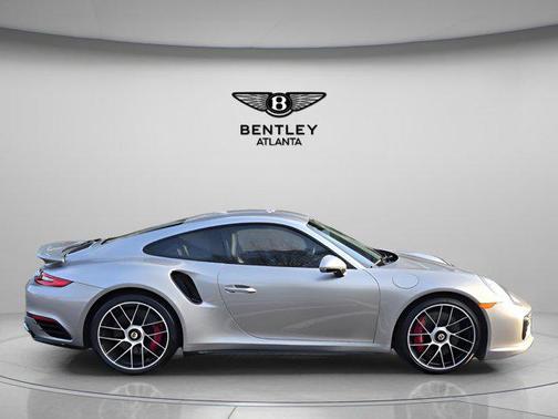 2019 Porsche 911 Turbo