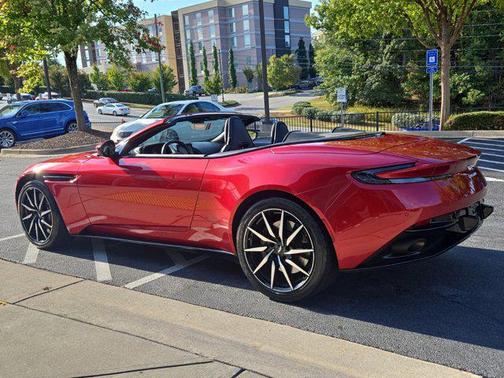 2020 Aston Martin DB11 Volante