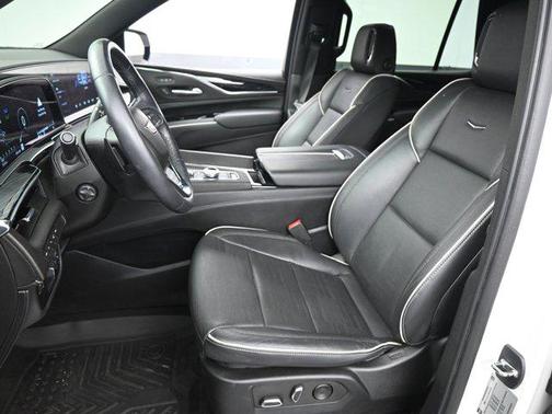 2022 Cadillac Escalade Sport