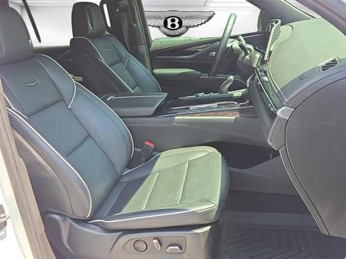 2022 Cadillac Escalade Sport