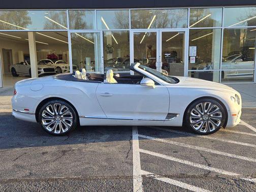 2023 Bentley Continental GT Mulliner V8