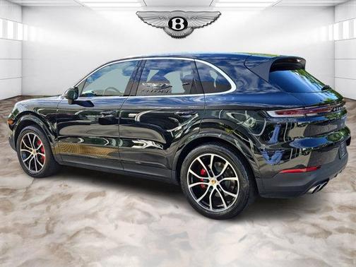 2024 Porsche Cayenne S