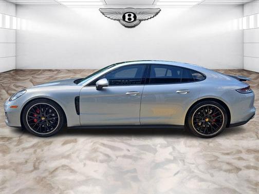 2023 Porsche Panamera 4S