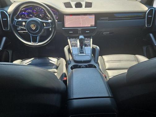 2021 Porsche Cayenne Base