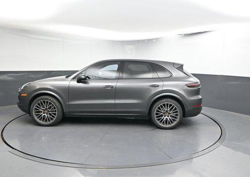 2021 Porsche Cayenne Base