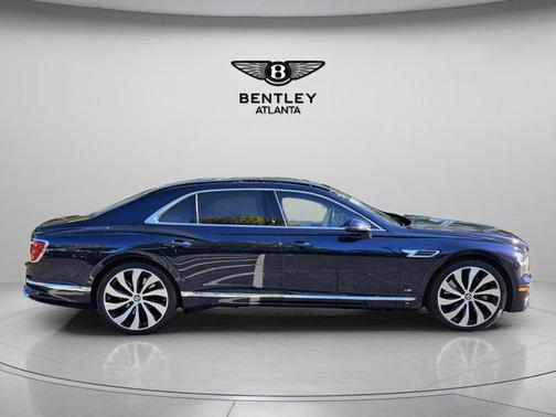 2022 Bentley Flying Spur V8