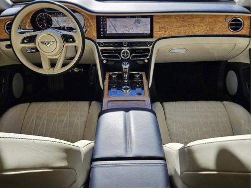 2022 Bentley Flying Spur V8