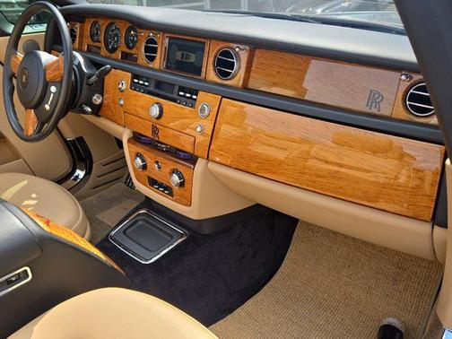 2009 Rolls-Royce Phantom Drophead Coupe 