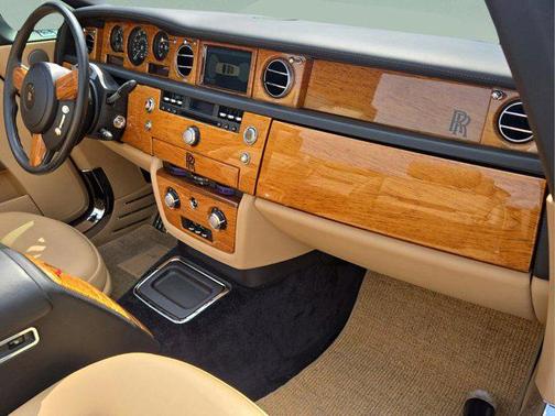 2009 Rolls-Royce Phantom Drophead Coupe 