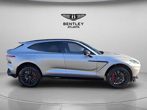 2024 Aston Martin DBX 707