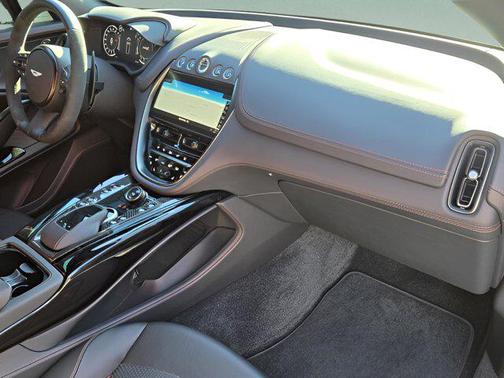 2024 Aston Martin DBX 707