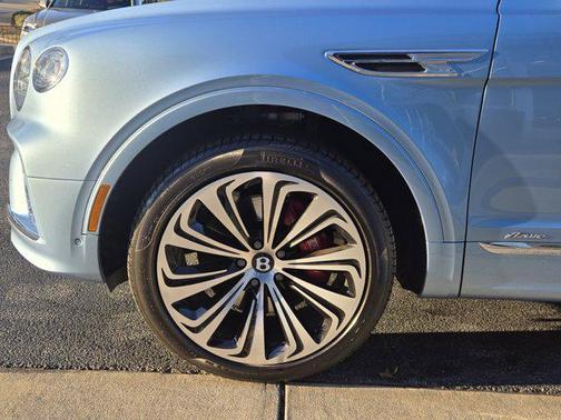 2023 Bentley Bentayga Azure