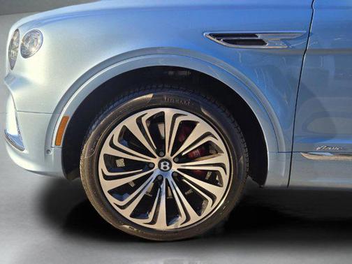 2023 Bentley Bentayga Azure