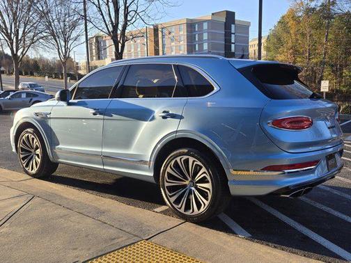2023 Bentley Bentayga Azure