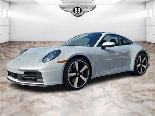 2025 Porsche 911 Carrera