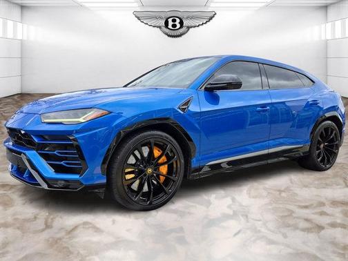 2021 Lamborghini Urus Base