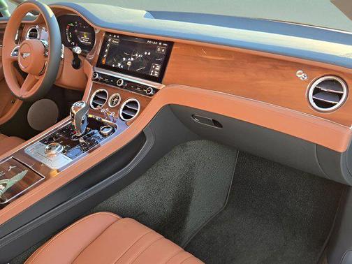 2026 Bentley Continental GT V8