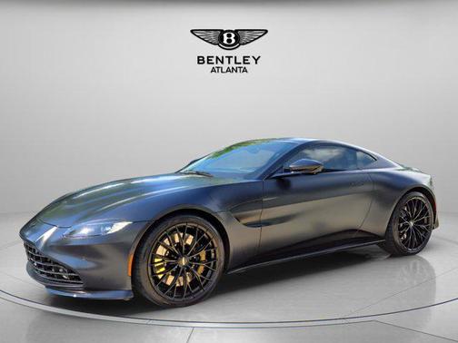 2022 Aston Martin Vantage Base