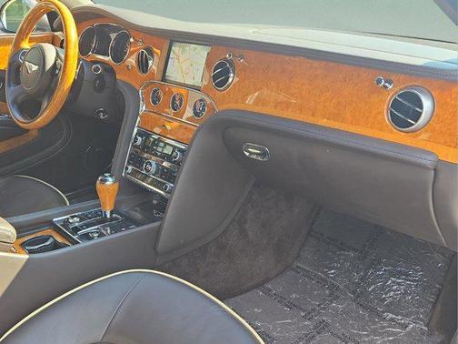 2011 Bentley Mulsanne Base