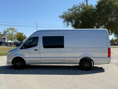 2024 Mercedes-Benz Sprinter 2500 HIGH ROOF W/170 WB