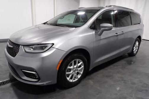 2021 Chrysler Pacifica Touring-L