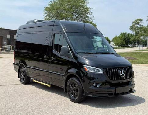 2022 Mercedes-Benz Sprinter 2500 144 WB Standard Roof Passenger
