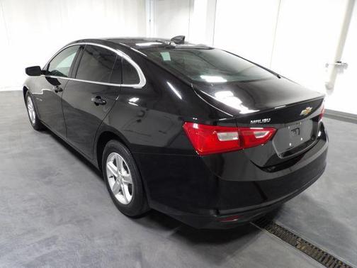 Black 2021 Chevrolet Malibu 1LS