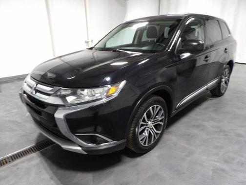 2018 Mitsubishi Outlander ES