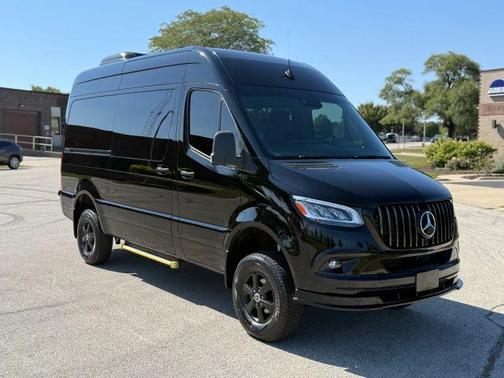 2023 Mercedes-Benz Sprinter 2500 144 WB Standard Roof Passenger