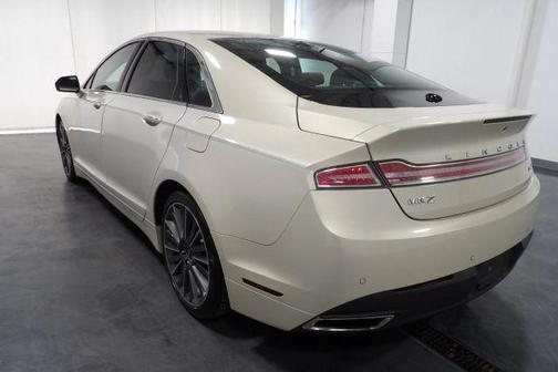 2016 Lincoln MKZ Base