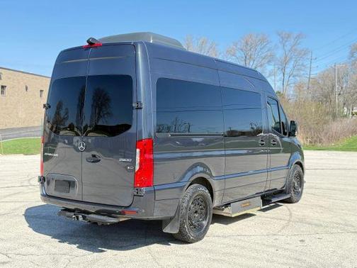 2022 Mercedes-Benz Sprinter 2500 144 WB Standard Roof Passenger
