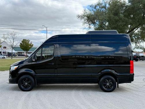 2020 Mercedes-Benz Sprinter 2500 144 WB Standard Roof Passenger
