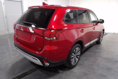 2020 Mitsubishi Outlander ES