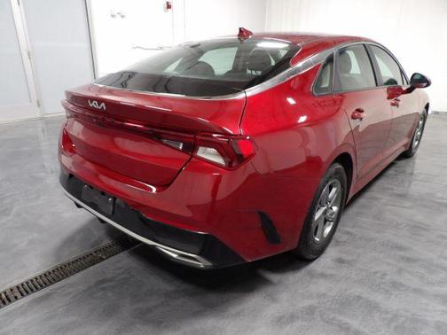2022 Kia K5 LXS