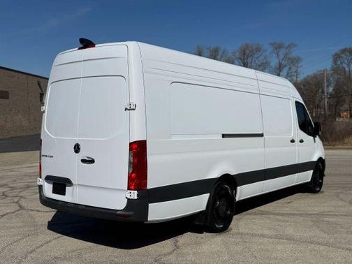 2025 Mercedes-Benz Sprinter 2500 170 WB High Roof Extended Cargo