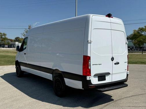 2024 Mercedes-Benz Sprinter 2500 HIGH ROOF W/170 WB
