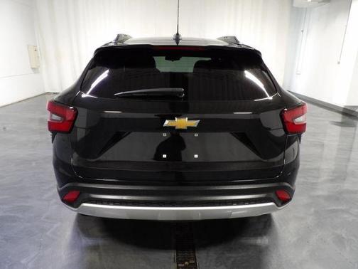 Black 2025 Chevrolet Trax LT