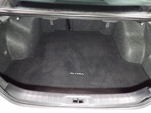 Silver 2021 Nissan Altima 2.5 SV