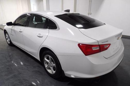2017 Chevrolet Malibu 1LS